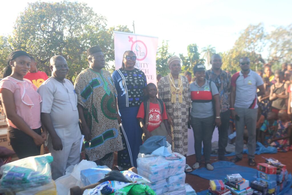 Group photo from Education Project in Oriuzor